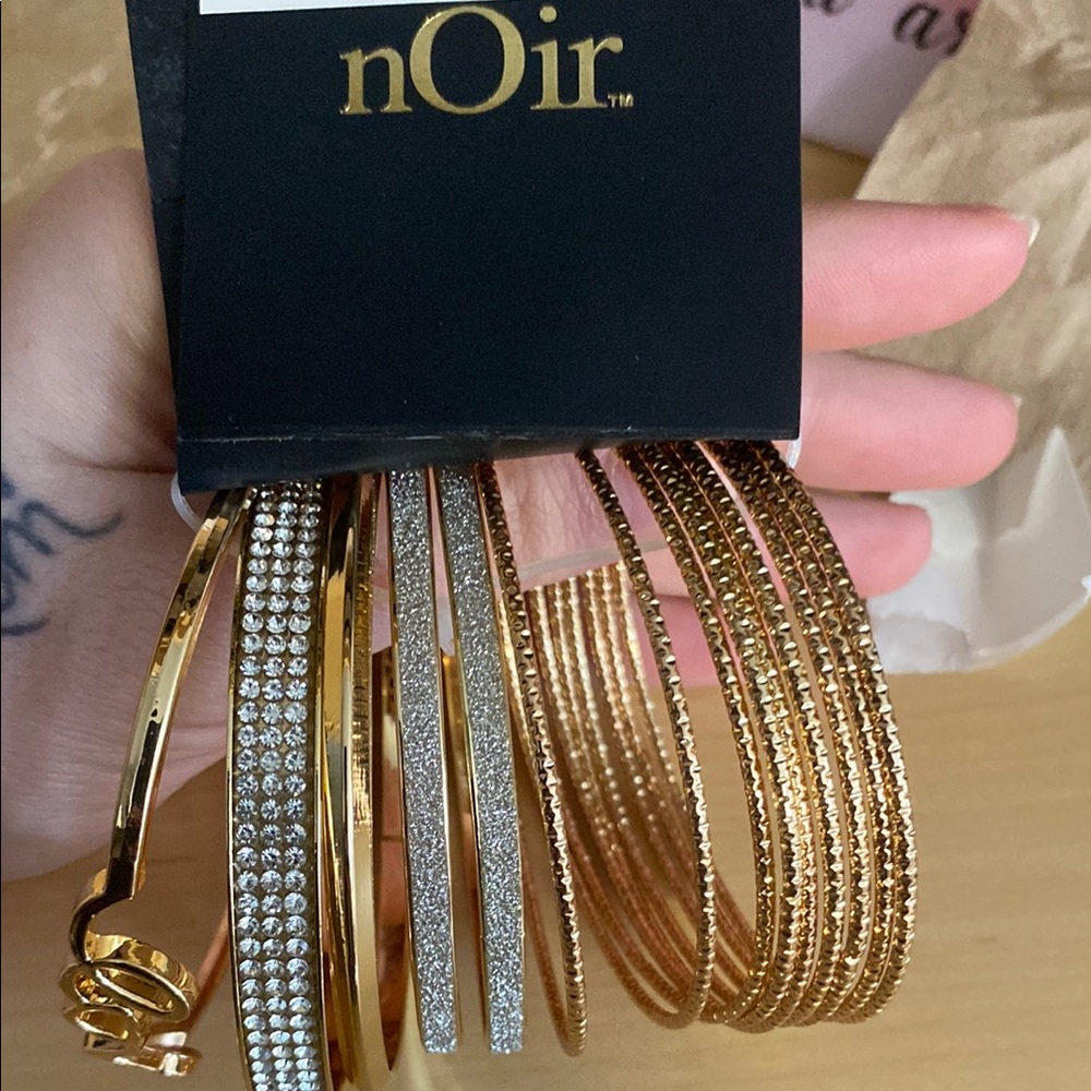 nOir Jewelry Gold Bangle Set